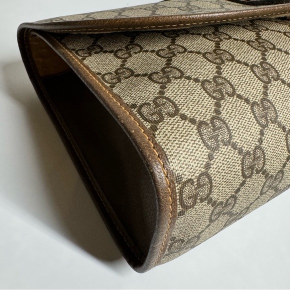 Gucci Clutch - Picture 14 of 16